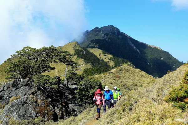 山裡的藍寶石--再走一趟迷人的嘉明湖　　145572