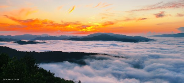 #石碇後山  #雲海 #日出 首登 #中嶺山 6/193075981