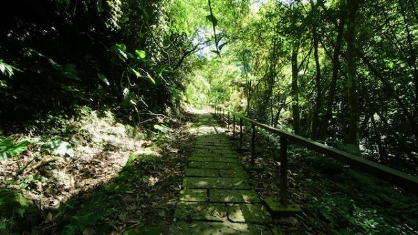 獅頭山 獅頭舊登山口啟燈1047055