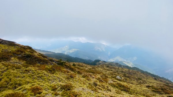 合歡北峰。時晴時霧時雲雨1481402