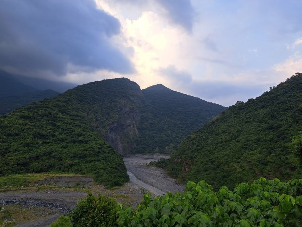 高雄北柴山，田寮月世界，大崗山，小崗山，龍頭山步道