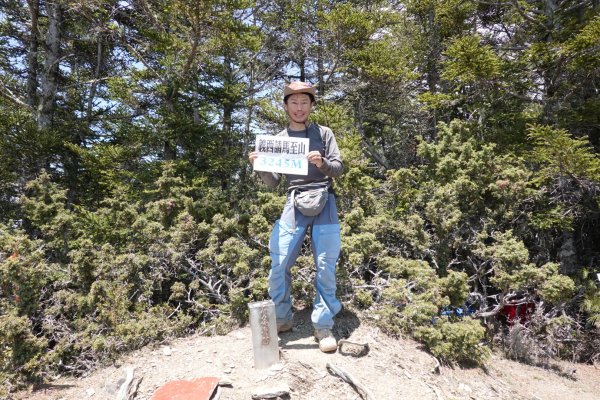 用雙腳看台灣~百岳巡禮1570421