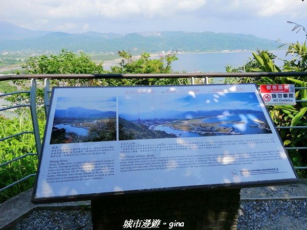 【新北。金山】獅頭山公園步道~遠眺金山八景之燭臺雙嶼1458209