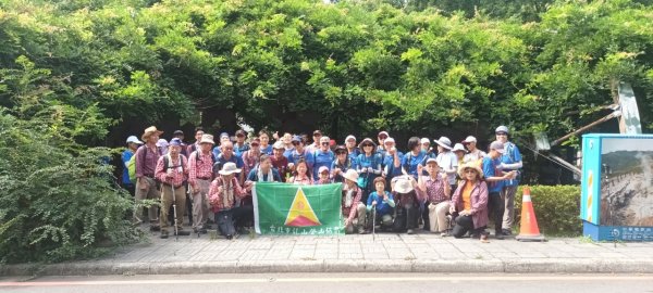 環七星山人車分道-陽金公路段、百拉卡公路人車分道【走遍陽明山】2236395