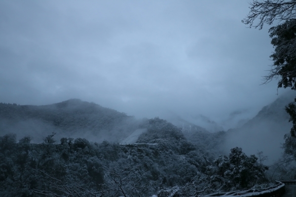 思源埡口-雪の国