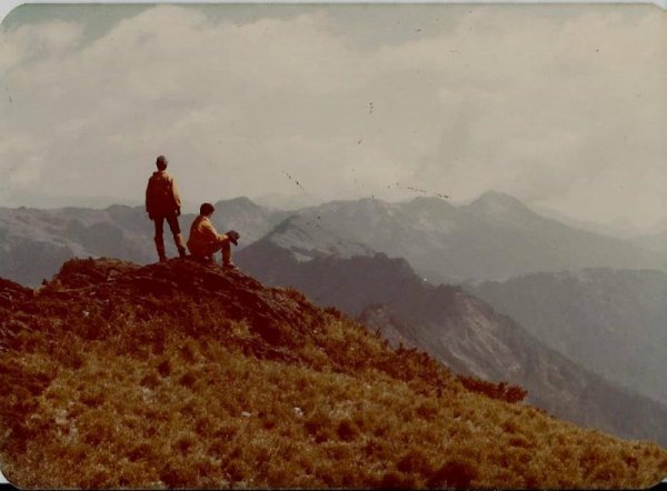【南投】68年某月，台灣岳界四大橫斷之一的甘卓萬