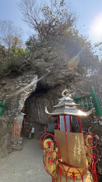 尋仙、鑽洞、啖肥雞3002812