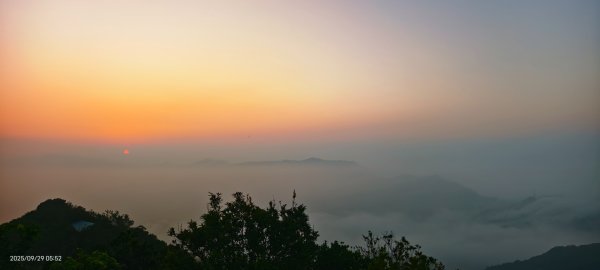 #二格山 #琉璃光 #雲海流瀑 #日出 9/292896676