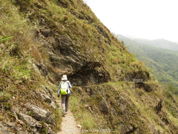 《南投》峽谷瀑布｜東埔八通關古道-雲龍瀑布201704162887740