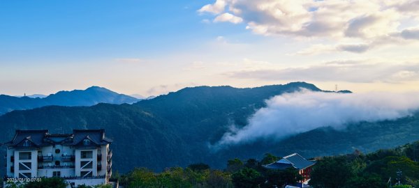 #新店四十份 #翡翠水庫壩頂 #雲海 #日出  #雲瀑 1/10 & 132979659