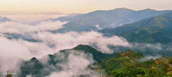 北宜郊山之濫觴 #琉璃光 #火燒雲 #日出 #雲海 6/172813723