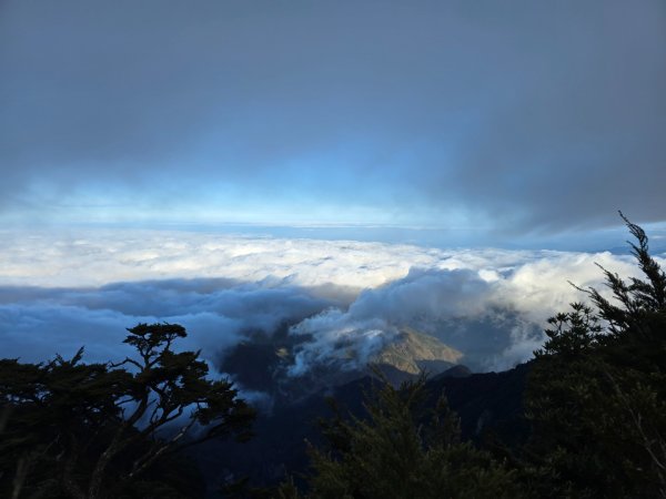北大武山（喜多麗斷崖）雲海、雲霧、耶穌光之美2467663
