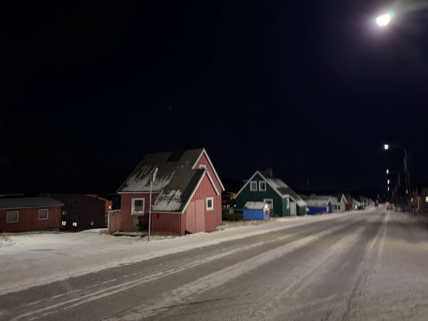 [紐約馬之行-38] 2025_1106 夜晚的伊盧利薩特2948259