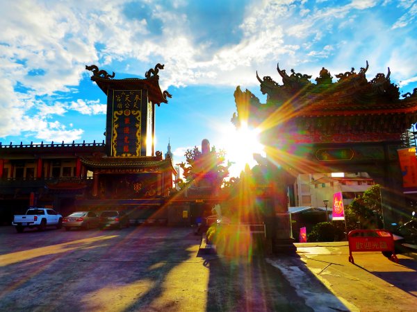 輕鬆的賞月步道:登虎山賞夕陽霞光及明月675105