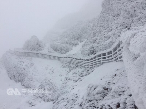 【新聞】雪季登玉山國家公園 加強注意安全