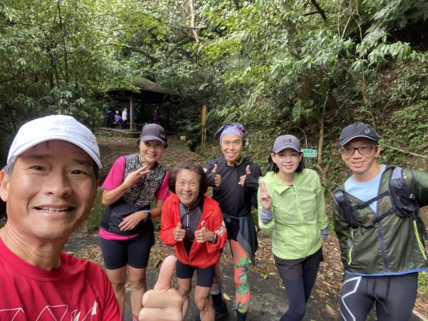《走進竹子湖的清晨｜慢跑+美食＋泡湯享悠閒》2852690