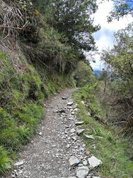 石瀑中行走登玉山前峰2208778