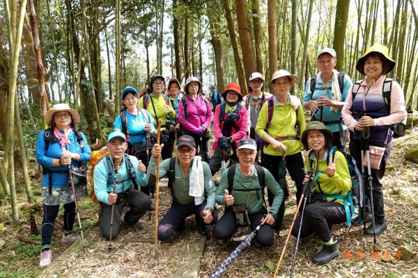 鳳凰谷步道走凍頂麒麟山2770477