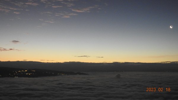 觀音山日出雲海+觀音圈+下弦月+曙光火燒雲&太平濱海步道晚霞海霧&琉璃光2/182035161