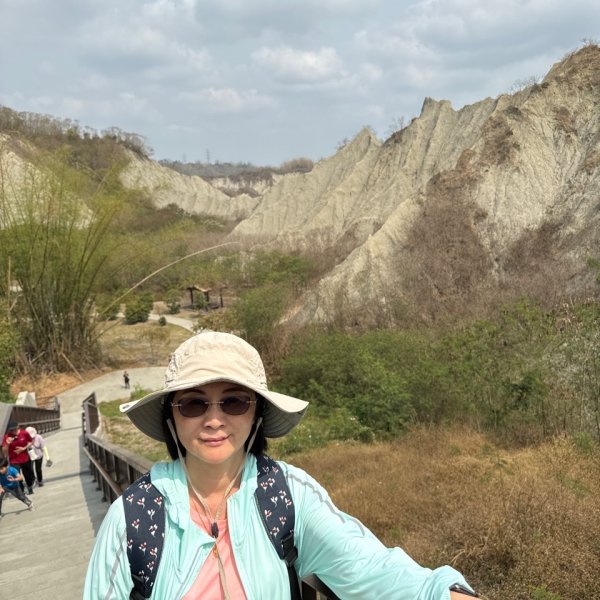 田寮月世界2403302468644