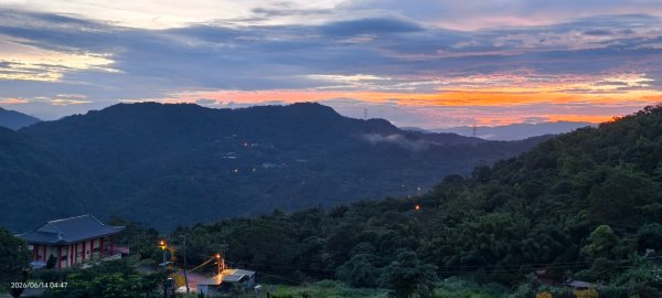 #新店四十份 #雲瀑 #翡翠水庫壩頂 #雲海 #日出 6/143074487
