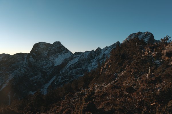 【玉山】主峰北峰二日，臺灣第一高峰雪季最美角度1881271
