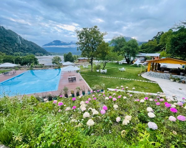 西藏的高山聖湖💙一措再措2907566