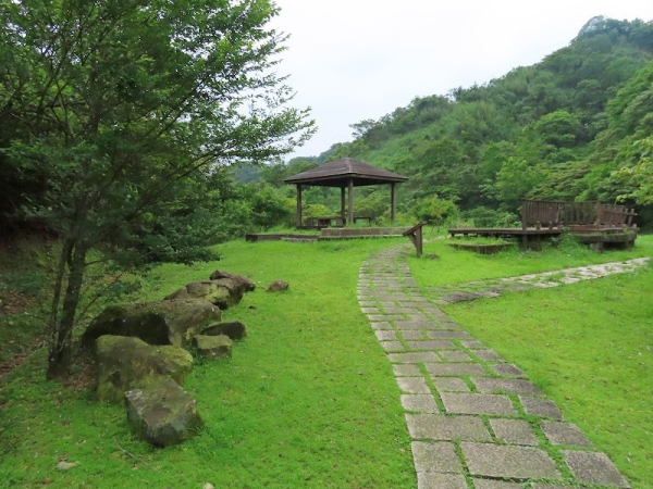淡蘭古道中路～柑腳→平湖→十分→暖東峽谷