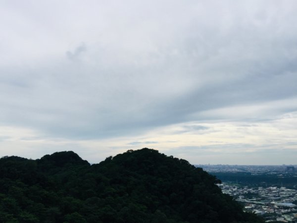 鳶尾山-鳶山東峰-長春嶺-鳶山600685