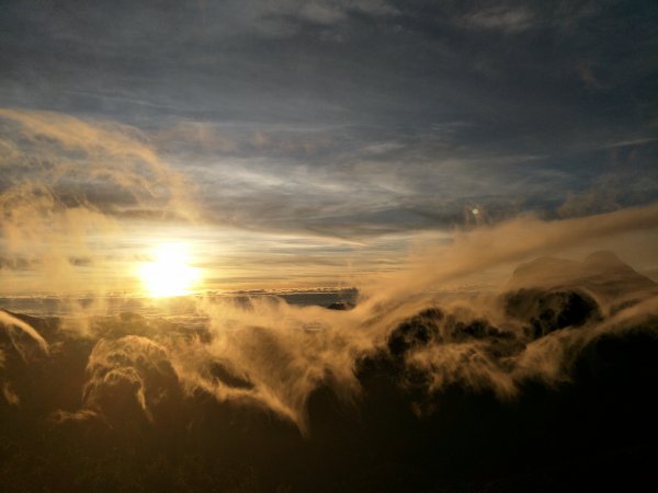 百岳：玉山北峰1554468