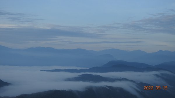 石碇二格山雲海+雲瀑+日出+火燒雲 9/151843601