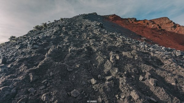 【海外健行】黯然消魂的火山攀登：龍目之巔林賈尼火山2823249