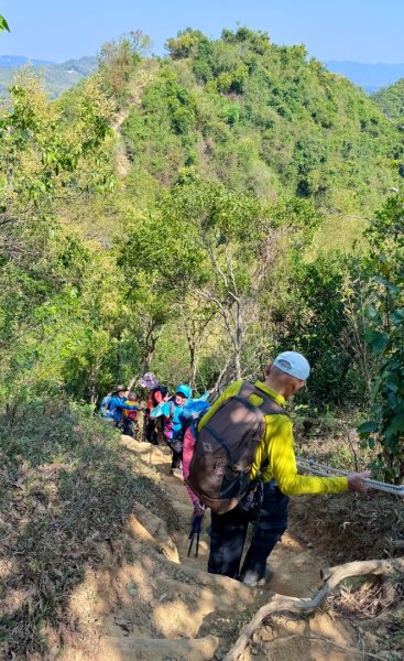 旗尾山(小百岳#)722765478