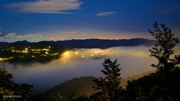 #二格路 #琉璃光 #二格山 #雲海流瀑 #日出 #火燒雲 6/293080031