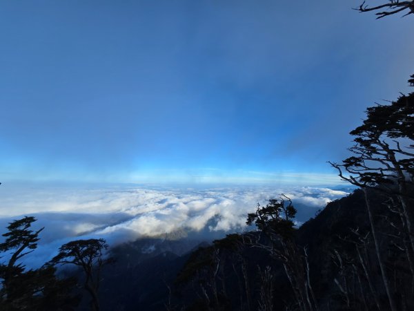 北大武山（喜多麗斷崖）雲海、雲霧、耶穌光之美2467656