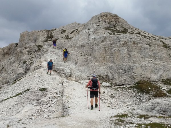 義大利多洛米提山748714