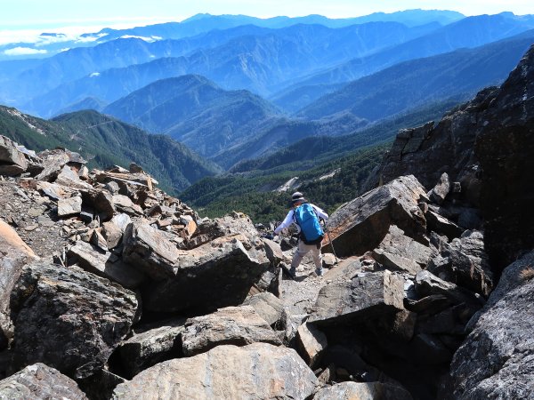 南橫溪頭山2549743