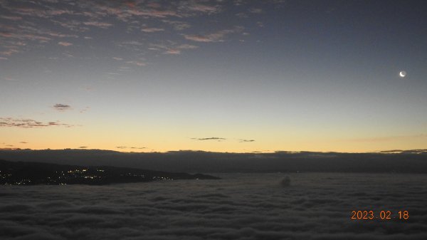 觀音山日出雲海+觀音圈+下弦月+曙光火燒雲&太平濱海步道晚霞海霧&琉璃光2/182035160
