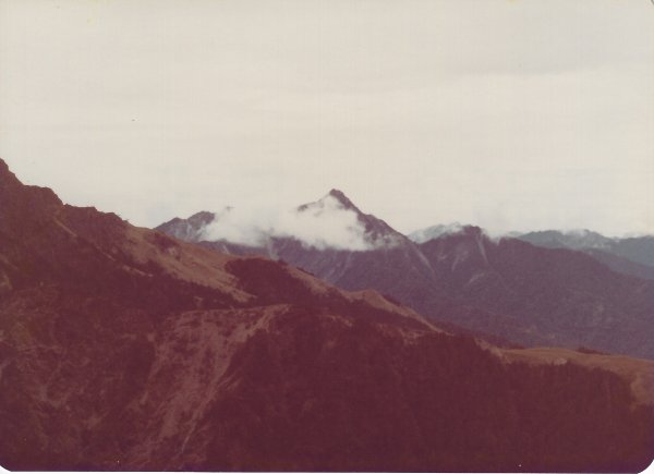 南湖群峰及中央尖山(民國72年)716226