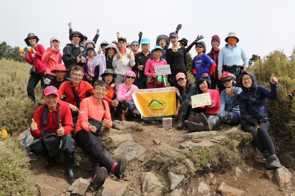 2019/4/29百岳志佳陽大山─四季蘭溪吊橋登山口→賽良久營地→志佳陽大山三角點→志佳陽大山最高點→瓢單山屋→馬武霸山叉路→馬武霸山→馬武霸山基點峰→平等吊橋→環山部落