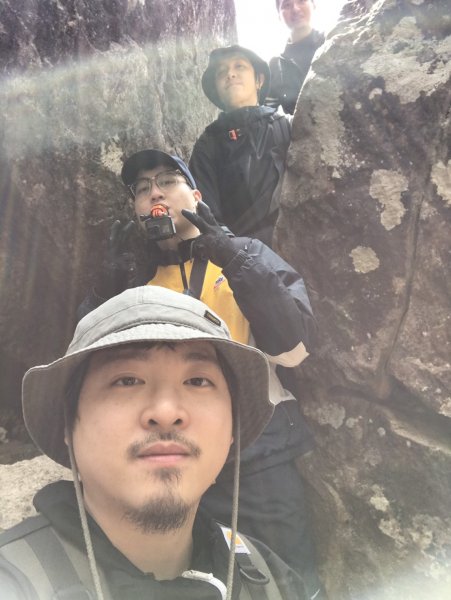鳶嘴山929360