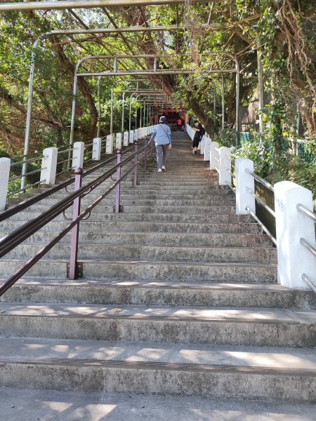 微笑山線：【天上山系】烘爐地土地公段2895759