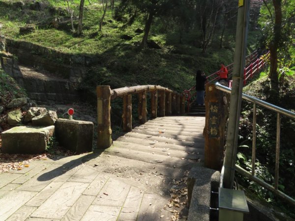 仙山登山步道O形走+小百岳No.33仙山2715826