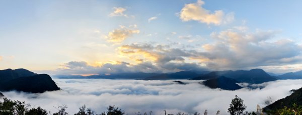 #新店四十份 #翡翠水庫壩頂 #雲海 #日出  #雲瀑 1/10 & 132979649