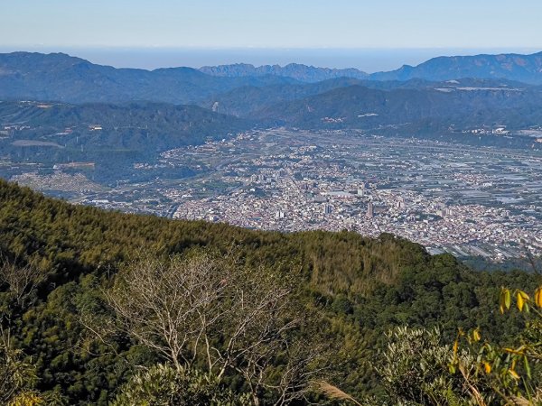 2025-12-21 武界山、獅凸魯山、橫屏山、橫屏山西峰2969716