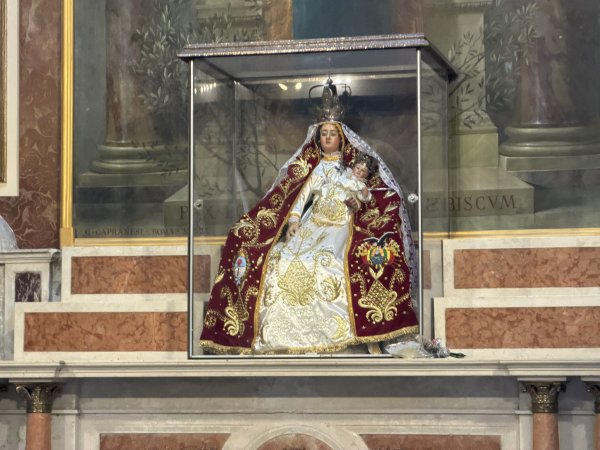 [紐約馬之行-55] 2025_1114 布宜諾斯艾利斯主教座堂2953544