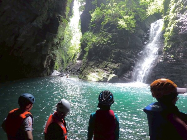 老梅溪下洞溪高義峽谷2972150