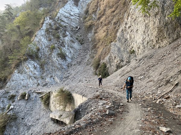 長路迢迢｜七彩湖六順山110K徒步行1415879