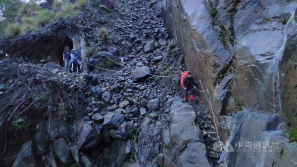 【新聞】阿里山連日大雨男墜森鐵橋下 警籲勿貿然入山