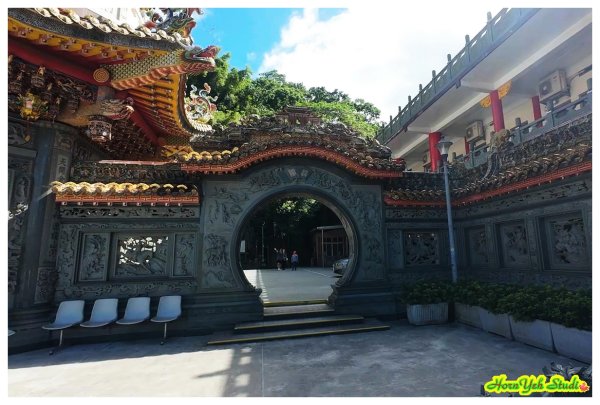 搭乘首班信義線東延捷運到廣慈/奉天宮站 順訪虎山環狀步道(小環線)3115275